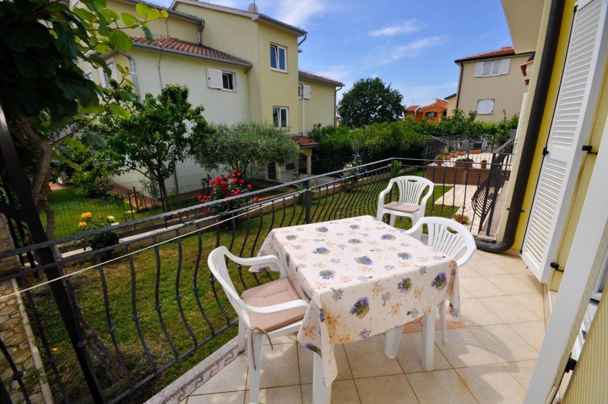 Ferienwohnung Fuer 2 Personen 30 M2 In Novigrad, Istrien Karpinjan Esterno foto